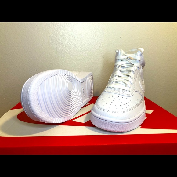 WMNS Nike Court Vision Mid Sz 7 CD5436-100 - Picture 1 of 7